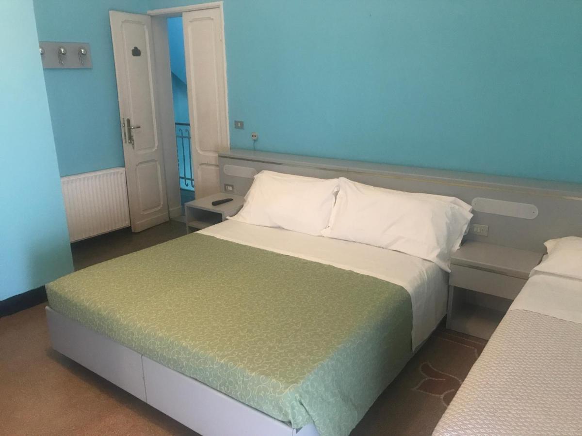 Hotel Doria Chiavari Exteriér fotografie