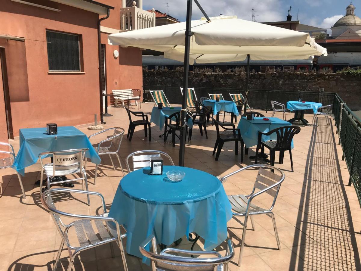 Hotel Doria Chiavari Exteriér fotografie