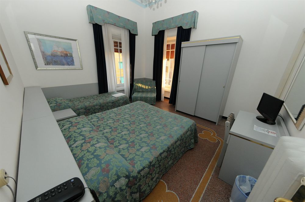 Hotel Doria Chiavari Exteriér fotografie