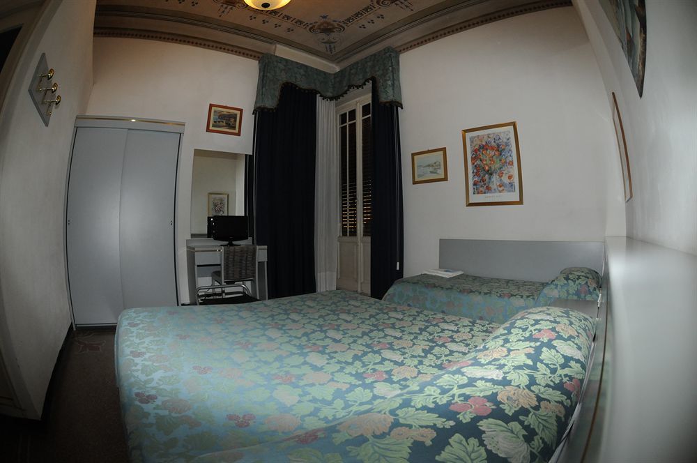 Hotel Doria Chiavari Exteriér fotografie